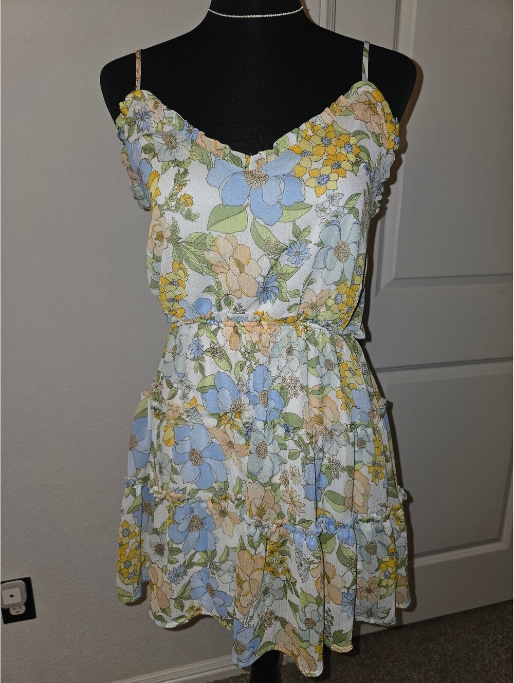 blu pepper Floral Print Sleeveless Dress Size Large